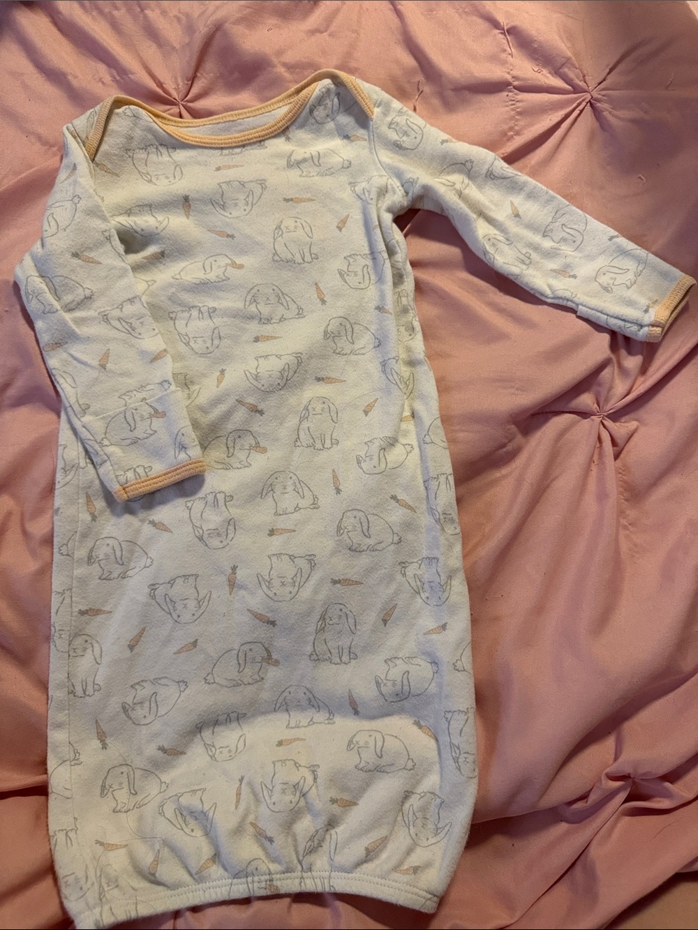 Amazon Essentials White Bunny & Peach-Trim Sleep Sack